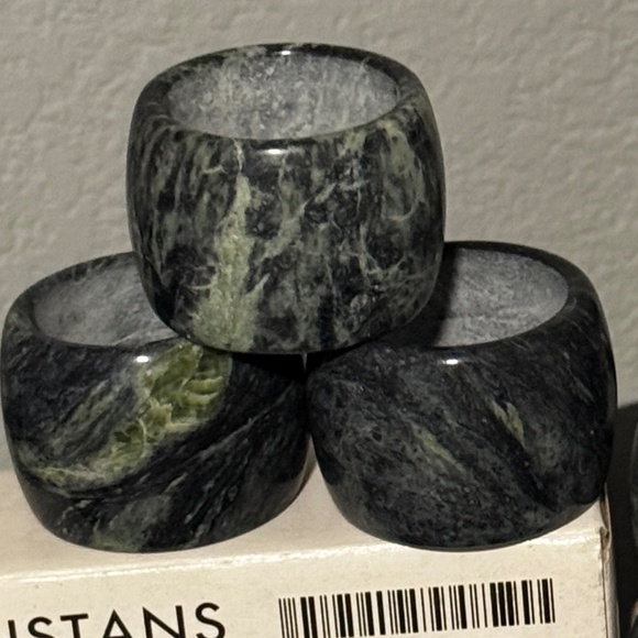 IKEA Napkin Rings - Set Of 8- Cut Stone By Instans. - Picture 4 of 5